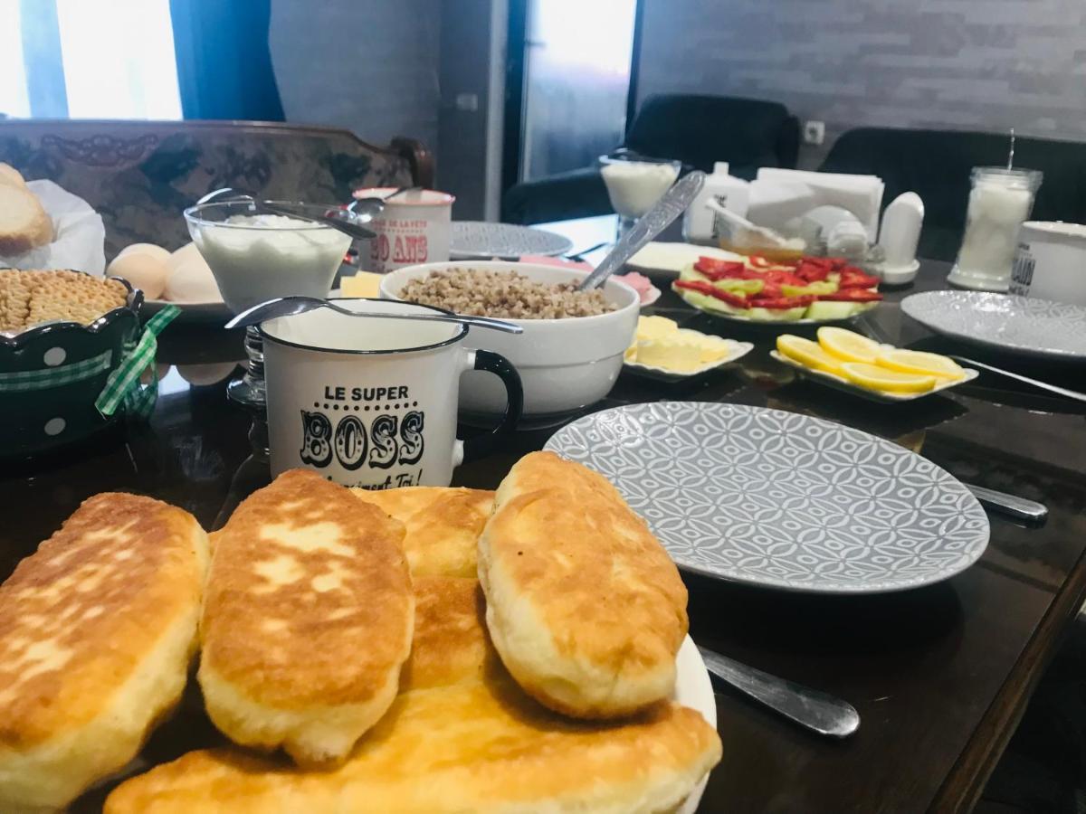 Bibo'S Kokhi Guesthouse カズベギ エクステリア 写真