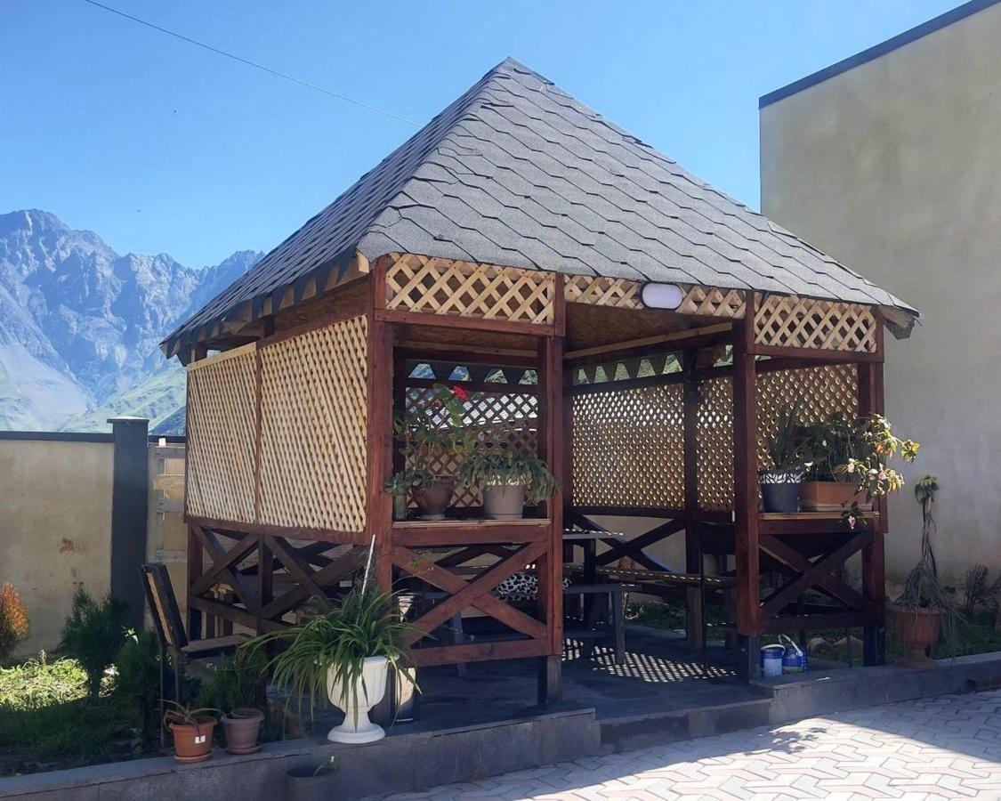 Bibo'S Kokhi Guesthouse カズベギ エクステリア 写真
